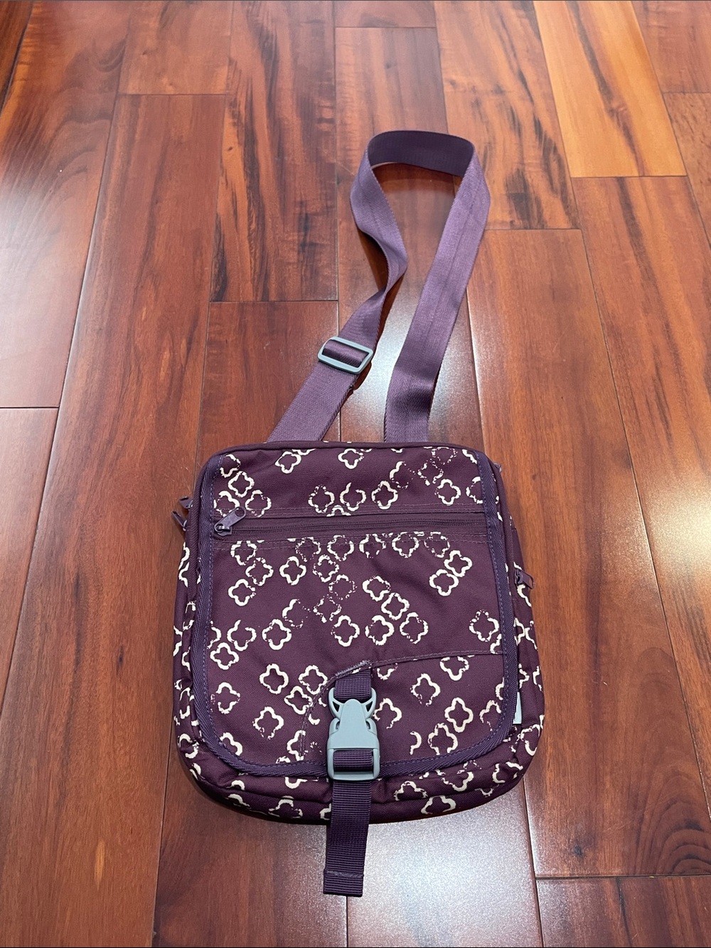 Eddie Bauer Travex  Crossbody Organizer travel  Bag